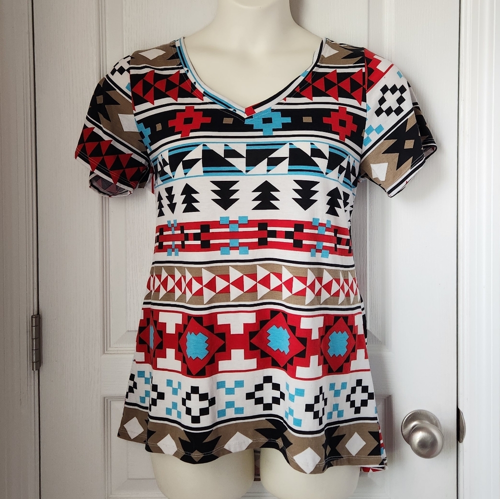 EUC LuLaRoe Aztec Christy T